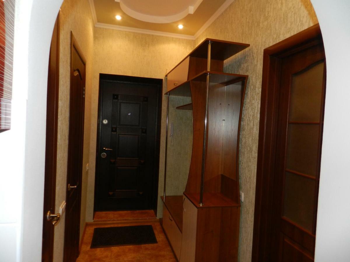 1-Room Luxury Apartment On Sobornyi Avenue 174-А, By Grandhome. Center Zaporizhia Exterior photo