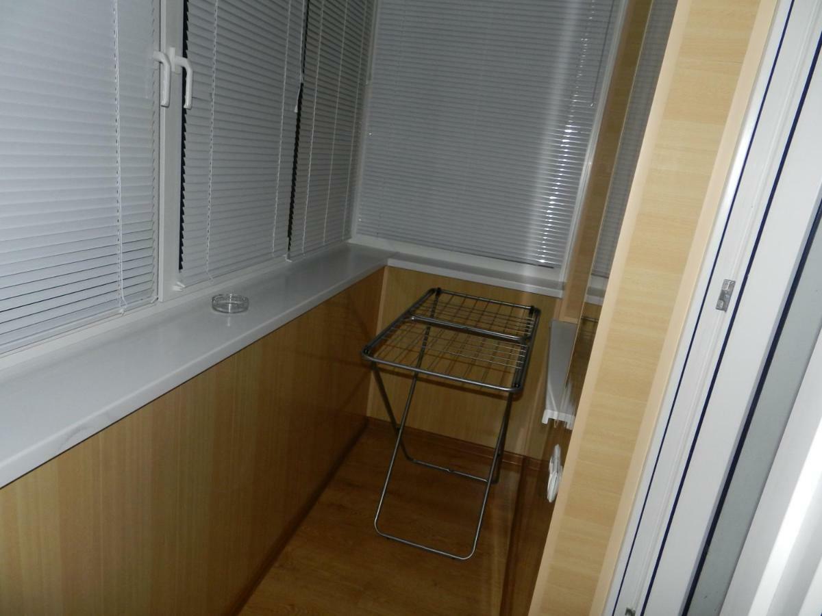 1-Room Luxury Apartment On Sobornyi Avenue 174-А, By Grandhome. Center Zaporizhia Exterior photo
